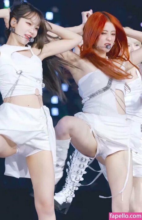 Huh Yunjin 허윤진