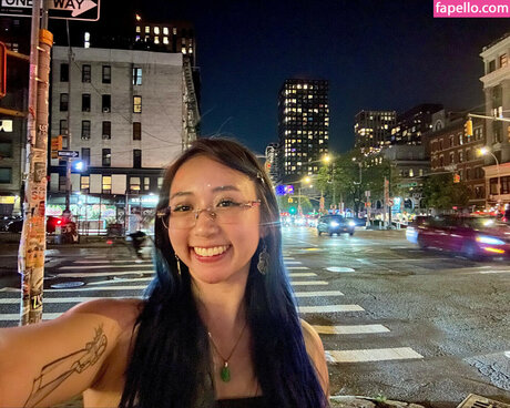 Nacktes geleaktes OnlyFans-Foto von Sophia Phan