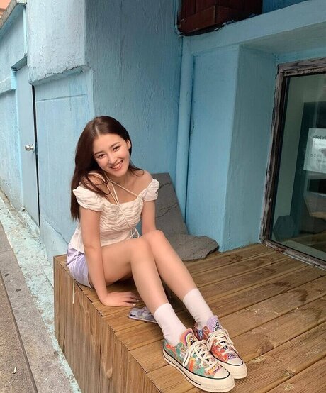 Nancy Momoland
