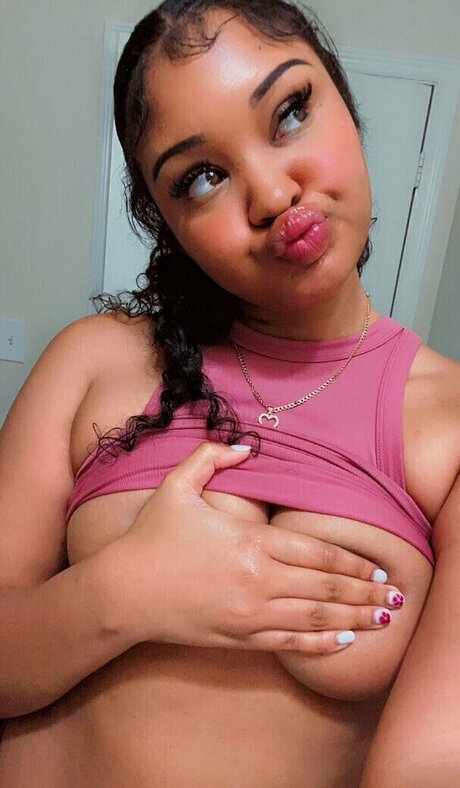 Nacktes geleaktes OnlyFans-Foto von Squeak Girl
