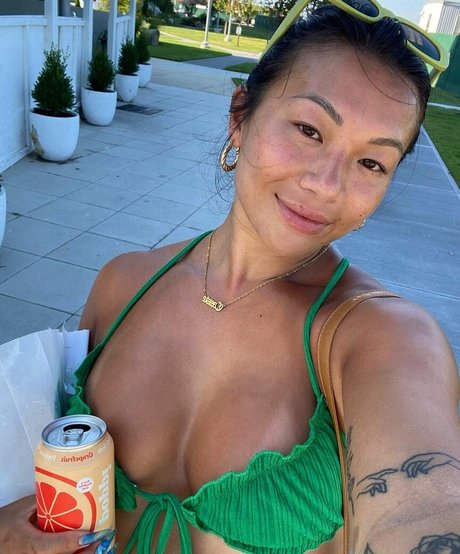 Nacktes geleaktes OnlyFans-Foto von Cassyeungmoney