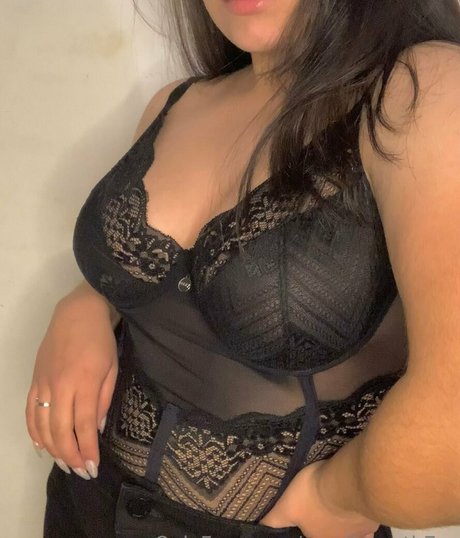 Nacktes geleaktes OnlyFans-Foto von Carolinaruth7or