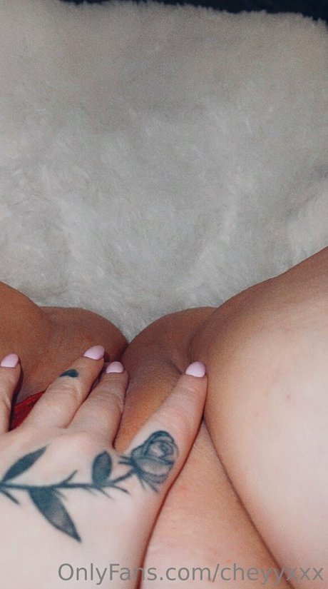 Nacktes geleaktes OnlyFans-Foto von Cheyyxxx