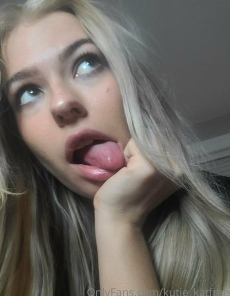 Nacktes geleaktes OnlyFans-Foto von Kutiekatfree