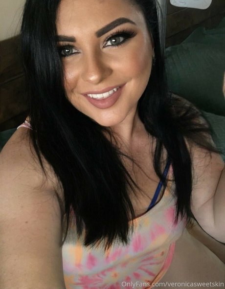 Nacktes geleaktes OnlyFans-Foto von Veronicasweetskin