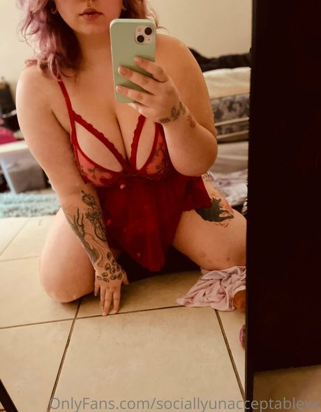 Sociallyunacceptablexx