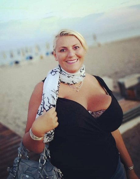 Nacktes geleaktes OnlyFans-Foto von Laura Leonardi