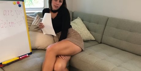 Nacktes geleaktes OnlyFans-Foto von Miss Bell Asmr