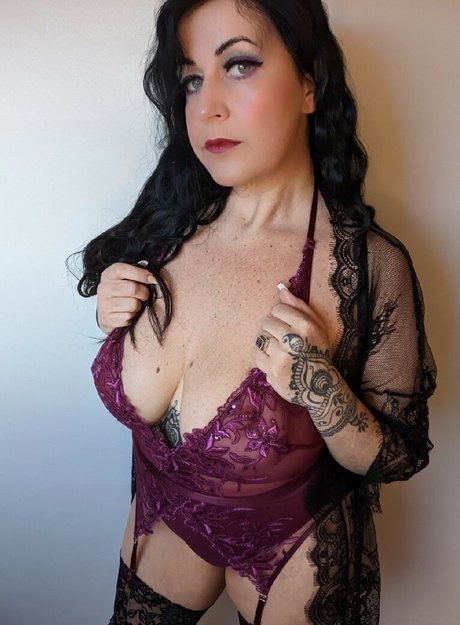Nacktes geleaktes OnlyFans-Foto von Sophieggaw