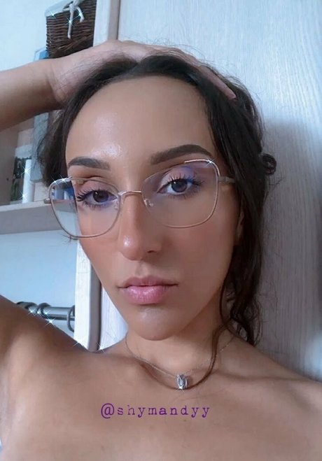 Nacktes geleaktes OnlyFans-Foto von Sweetmandyyy