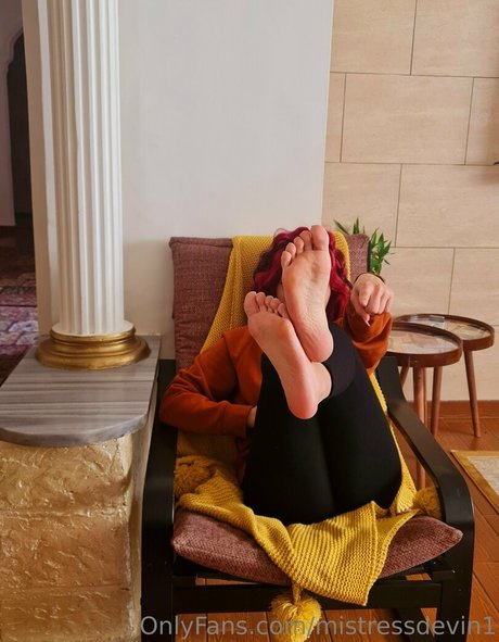 Mistressdevin1