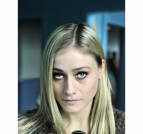 Nacktes geleaktes OnlyFans-Foto von Olivia Taylor Dudley