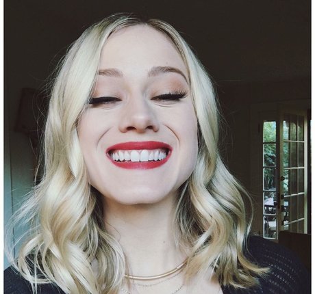 Nacktes geleaktes OnlyFans-Foto von Olivia Taylor Dudley