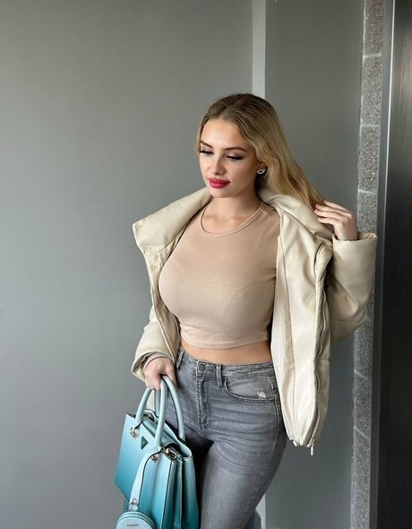 Nacktes geleaktes OnlyFans-Foto von Esvittie