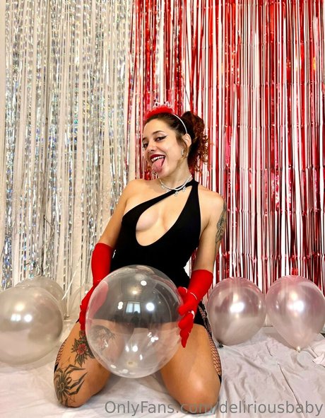 Nacktes geleaktes OnlyFans-Foto von Deliriousbaby