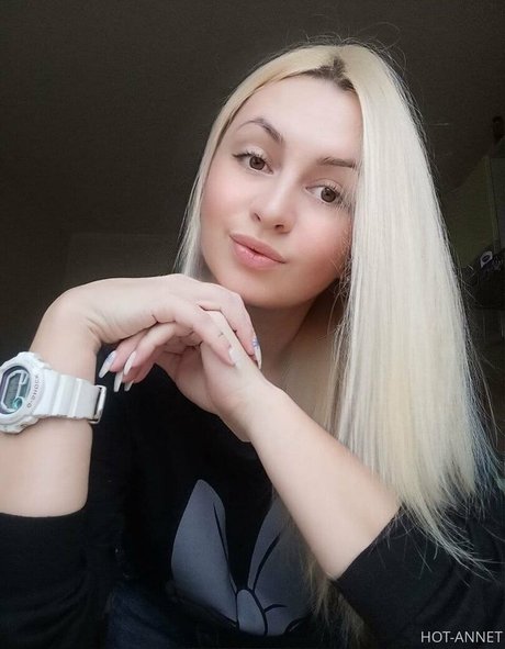 Nacktes geleaktes OnlyFans-Foto von Annabellla