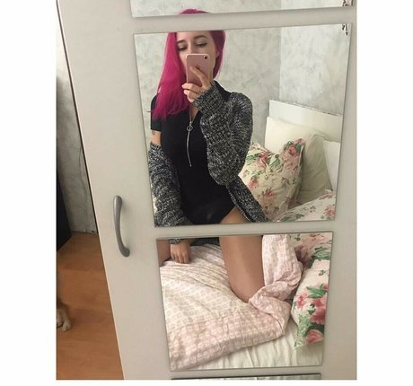 Nacktes geleaktes OnlyFans-Foto von Denly