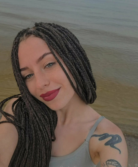 Nacktes geleaktes OnlyFans-Foto von Yanafoxyfree