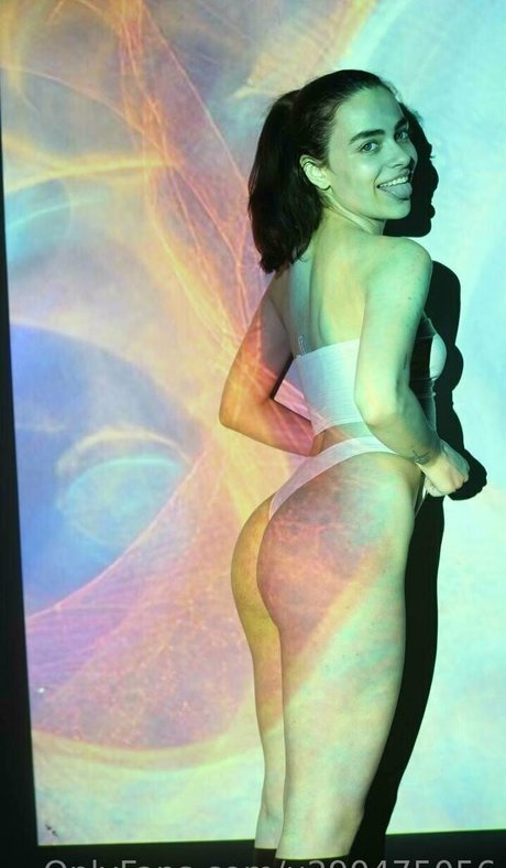 Nacktes geleaktes OnlyFans-Foto von Wednesdayadd