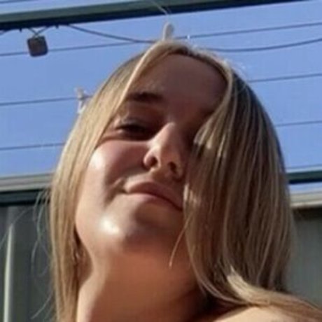 Nacktes geleaktes OnlyFans-Foto von Izzycastilloo