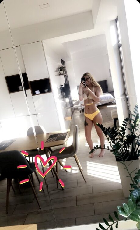 Nacktes geleaktes OnlyFans-Foto von Kayliecat