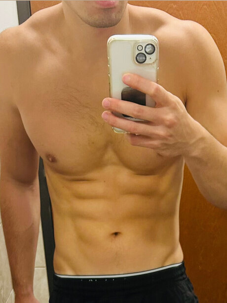 Nacktes geleaktes OnlyFans-Foto von Kevin L