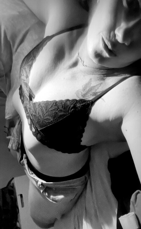 Nacktes geleaktes OnlyFans-Foto von Anna