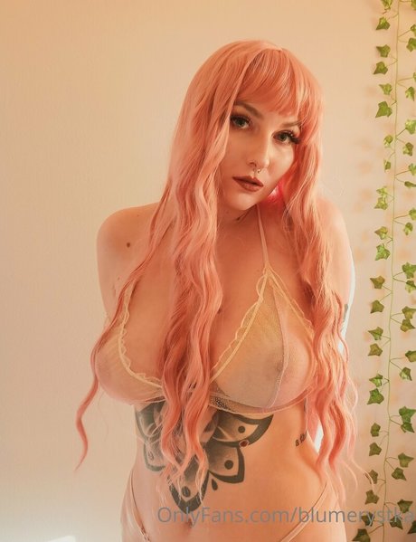 Nacktes geleaktes OnlyFans-Foto von Bebeblu