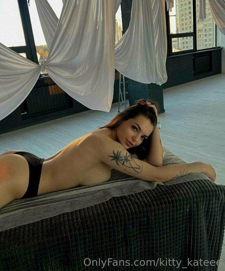 Kitty_kateee