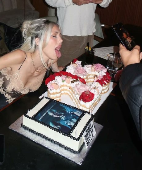 Nacktes geleaktes OnlyFans-Foto von Delilah Belle Hamlin
