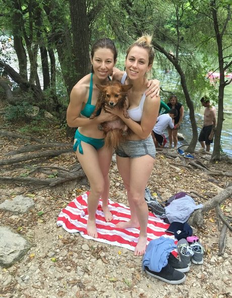 Nacktes geleaktes OnlyFans-Foto von Iliza Shlesinger