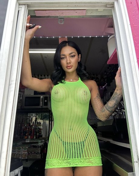 Nacktes geleaktes OnlyFans-Foto von Baristatbaby