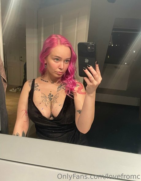 Nacktes geleaktes OnlyFans-Foto von Lovefromc