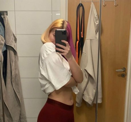 Nacktes geleaktes OnlyFans-Foto von Nooojia