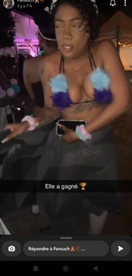 Nacktes geleaktes OnlyFans-Foto von Nude Antilles