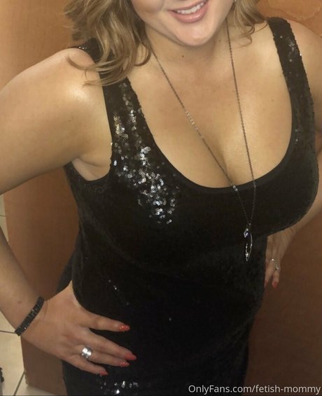 Fetish-mommy