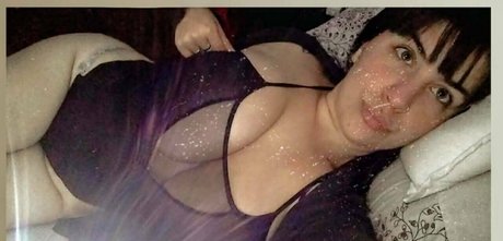 Nacktes geleaktes OnlyFans-Foto von Reynamomo
