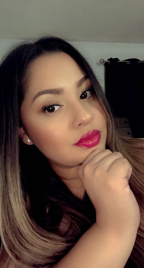 Nacktes geleaktes OnlyFans-Foto von Lina Rose