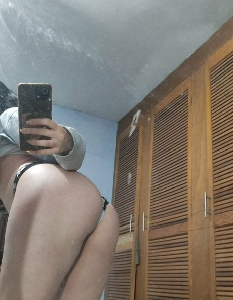 Nacktes geleaktes OnlyFans-Foto von Nelly Mendez