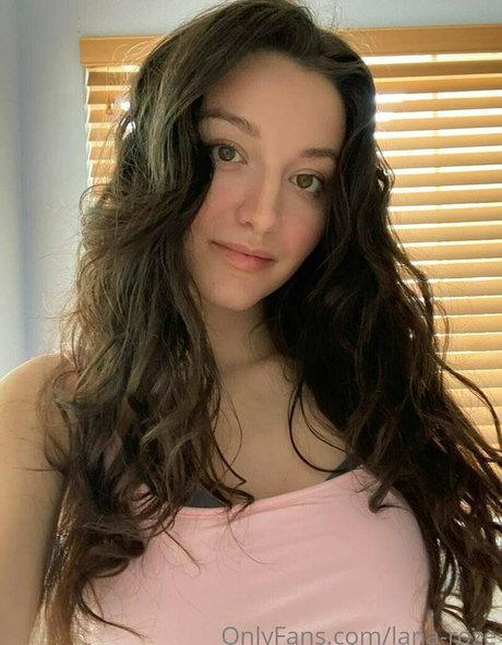 Nacktes geleaktes OnlyFans-Foto von Lanaroze
