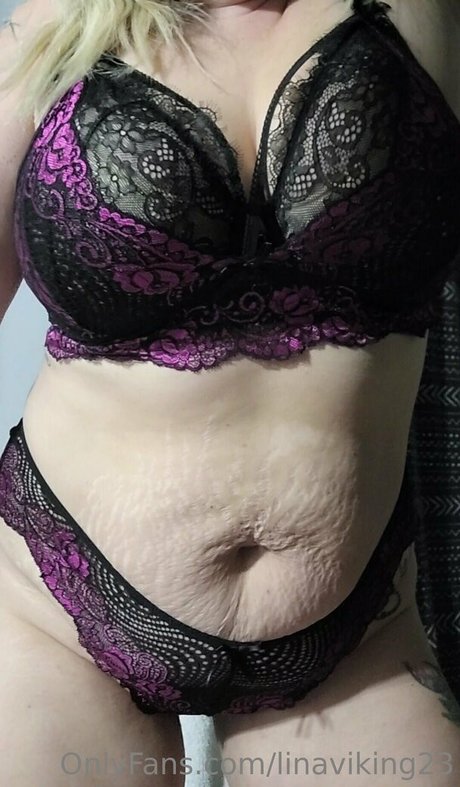 Nacktes geleaktes OnlyFans-Foto von Linaviking23