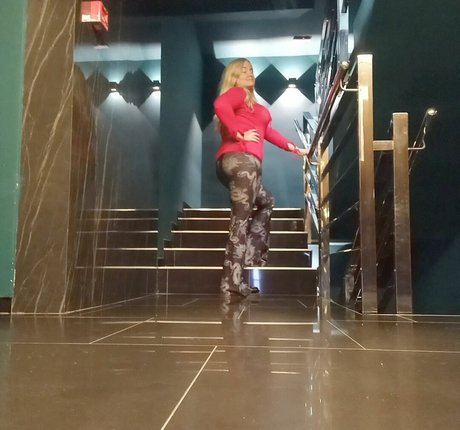 Nacktes geleaktes OnlyFans-Foto von Dejana Savi