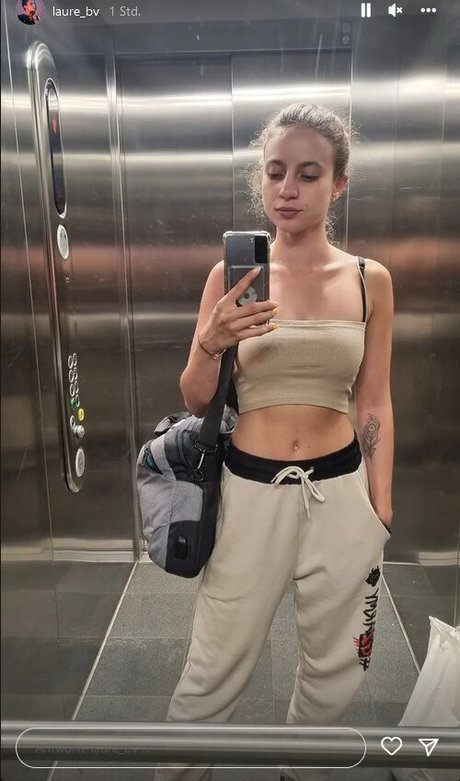 Nacktes geleaktes OnlyFans-Foto von Laurebv