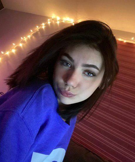 Nacktes geleaktes OnlyFans-Foto von Kotajaneeee