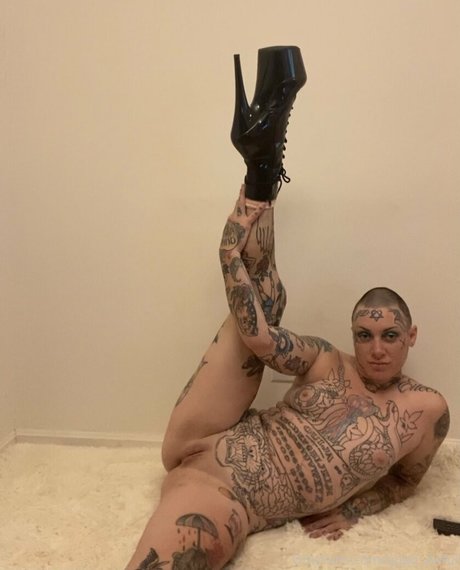 Nacktes geleaktes OnlyFans-Foto von Quadawful