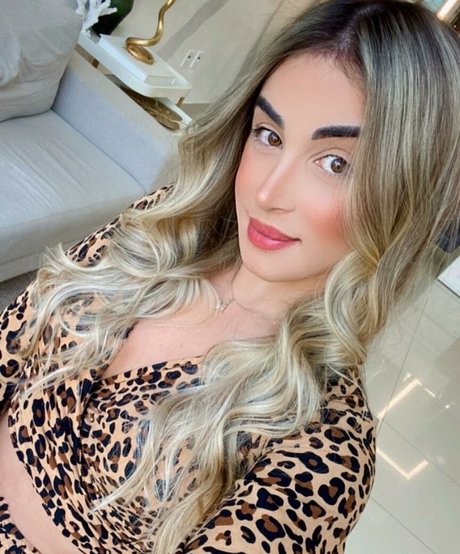Nacktes geleaktes OnlyFans-Foto von Elloah Guedes