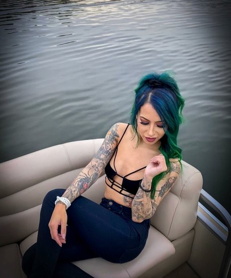 Nacktes geleaktes OnlyFans-Foto von Meghanelle