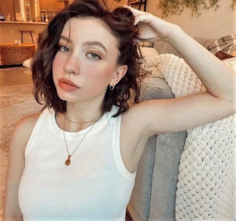 Nacktes geleaktes OnlyFans-Foto von Katelyn Nacon