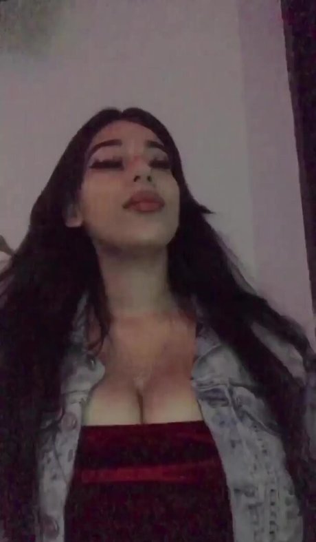 Nacktes geleaktes OnlyFans-Foto von Fernanda V