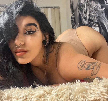 Fernanda V